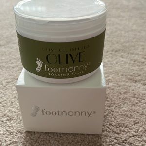 Footnanny Olive  soaking salts